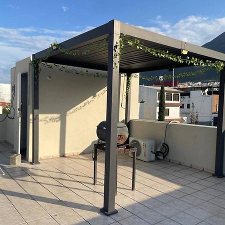La Casa Rosa Monterrey Villa Eksteriør bilde