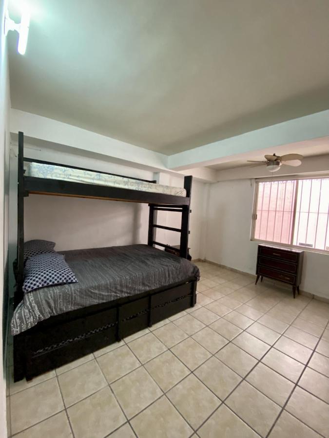 La Casa Rosa Monterrey Villa Eksteriør bilde