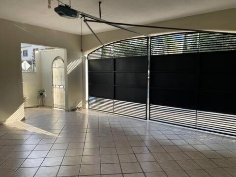 La Casa Rosa Monterrey Villa Eksteriør bilde